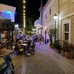 Kapsalia Villa *