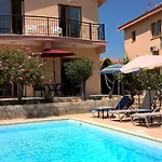 Villa Kapsalia Piszúri
