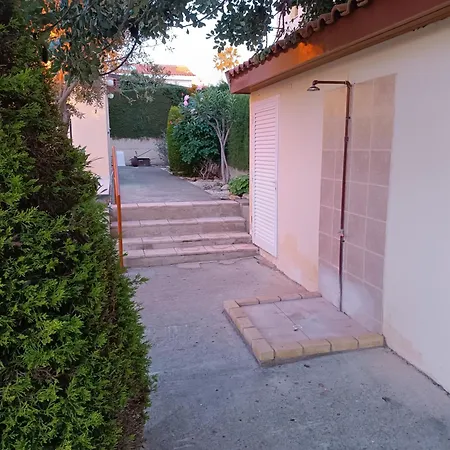 Kapsalia Villa