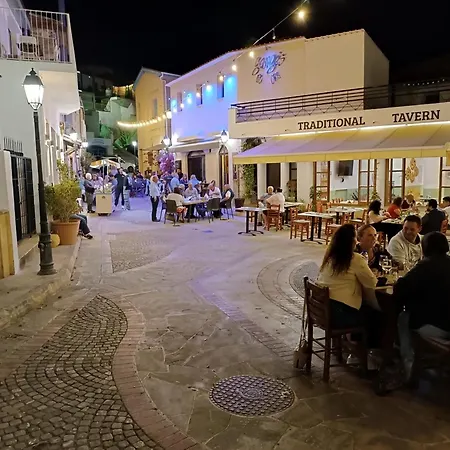 Kapsalia *