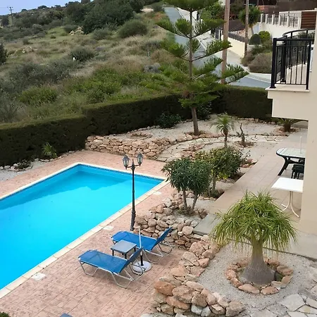 Kapsalia Villa
