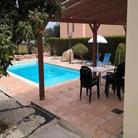 Kapsalia Villa