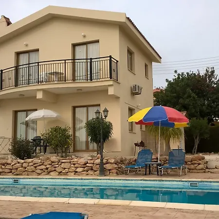 Kapsalia Villa Piszúri