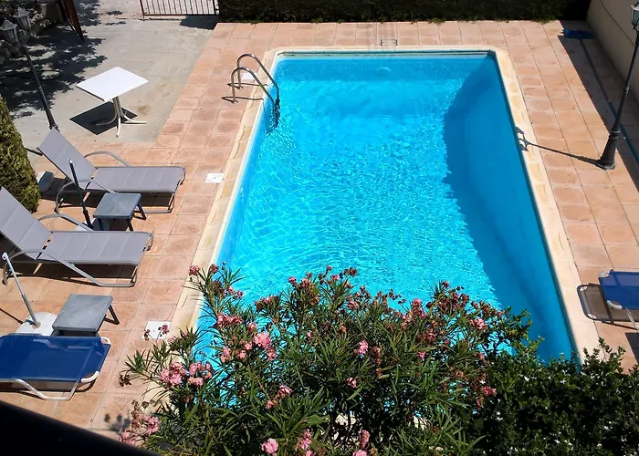 וילה Kapsalia פיסורי